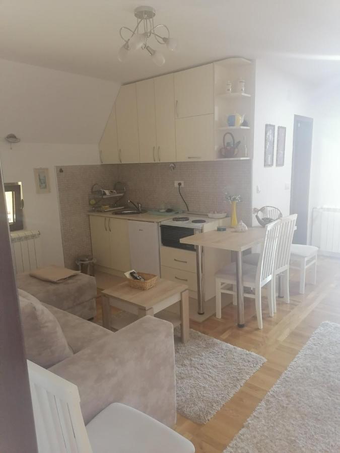 Apartmani Tarsko Sunce Kaludjerske Bare Exteriér fotografie